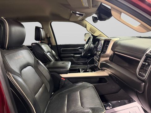 Used 2019 RAM 1500 Laramie AWD/4WD image 23