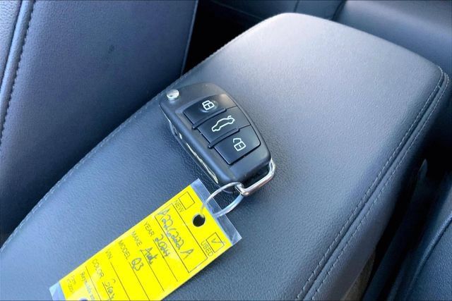 Used 2024 Audi Q3 2.0T Premium Plus AWD/4WD image 12