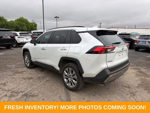 Used 2025 Toyota RAV4 Limited FWD image 4