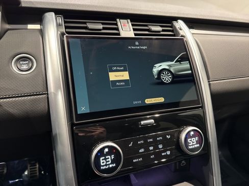 Used 2023 Land Rover Discovery S R-Dynamic image 19