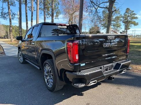 Used 2025 GMC Sierra 1500 Denali Ultimate image 5