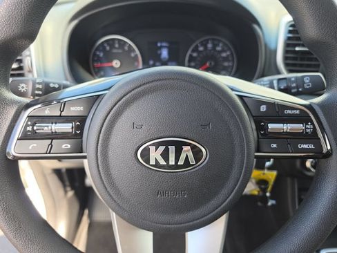 Used 2022 Kia Sportage LX FWD image 37