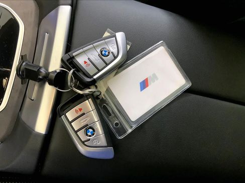 Used 2023 BMW X5 xDrive40i w/ Executive Package AWD/4WD image 14