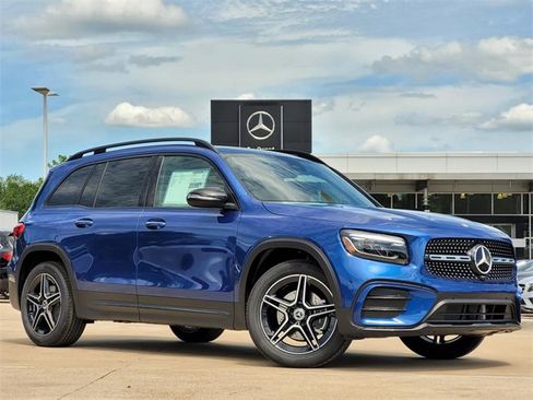 New 2025 Mercedes-Benz GLB 250 image 1