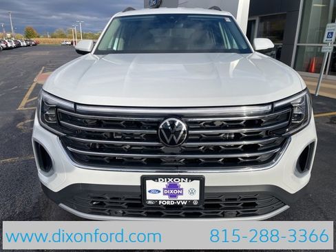 New 2026 Volkswagen Atlas SE image 2