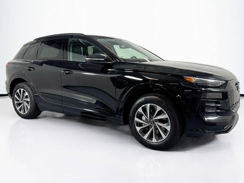 New 2025 Audi Q6 e-tron Premium Plus image 3