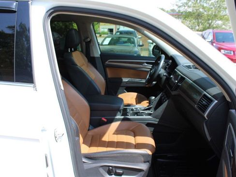 Used 2019 Volkswagen Atlas SEL Premium AWD/4WD image 30