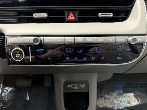 Used 2025 Hyundai Ioniq 5 Limited RWD image 25