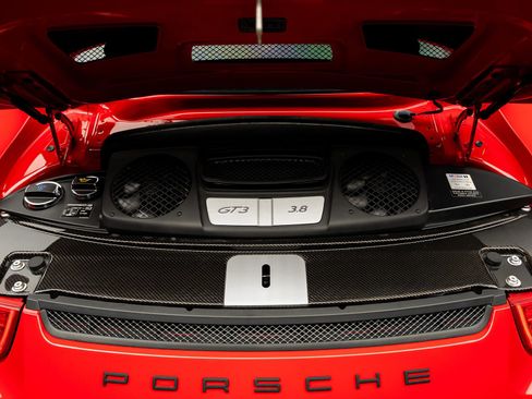 Used 2014 Porsche 911 GT3 RWD image 50