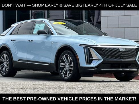 Used 2024 Cadillac Lyriq Luxury RWD image 1
