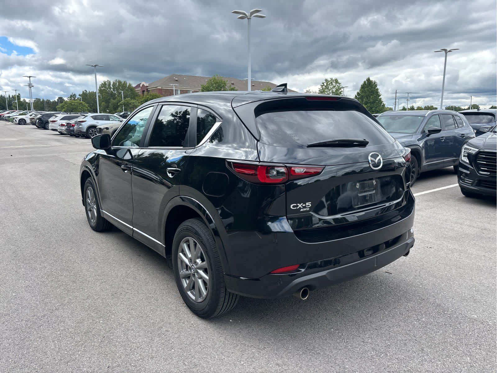 Used 2024 MAZDA CX-5 AWD 2.5 S w/ Select Package image 3