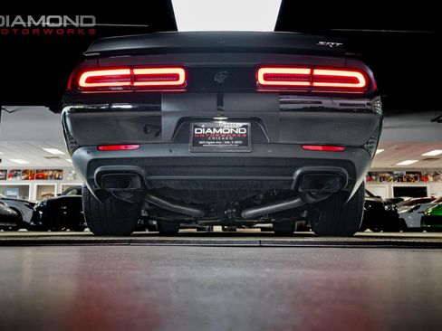 Used 2016 Dodge Challenger SRT Hellcat RWD image 57