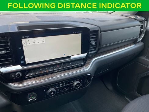 Used 2023 Chevrolet Silverado 1500 LT AWD/4WD image 18