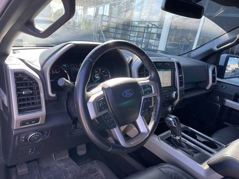 Used 2017 Ford F150 Lariat w/ Equipment Group 501A Mid AWD/4WD image 7
