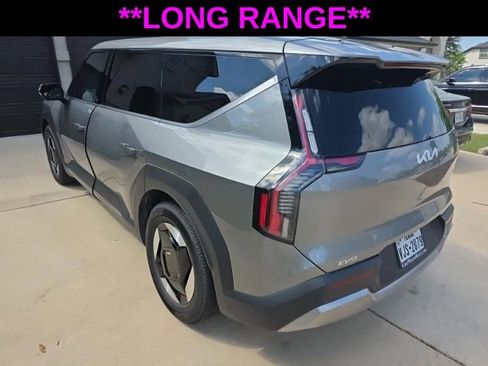 Used 2024 Kia EV9 Light Long Range image 7