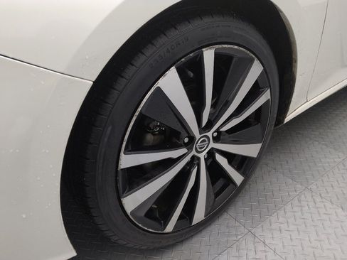 Used 2019 Nissan Altima 2.5 Platinum image 31