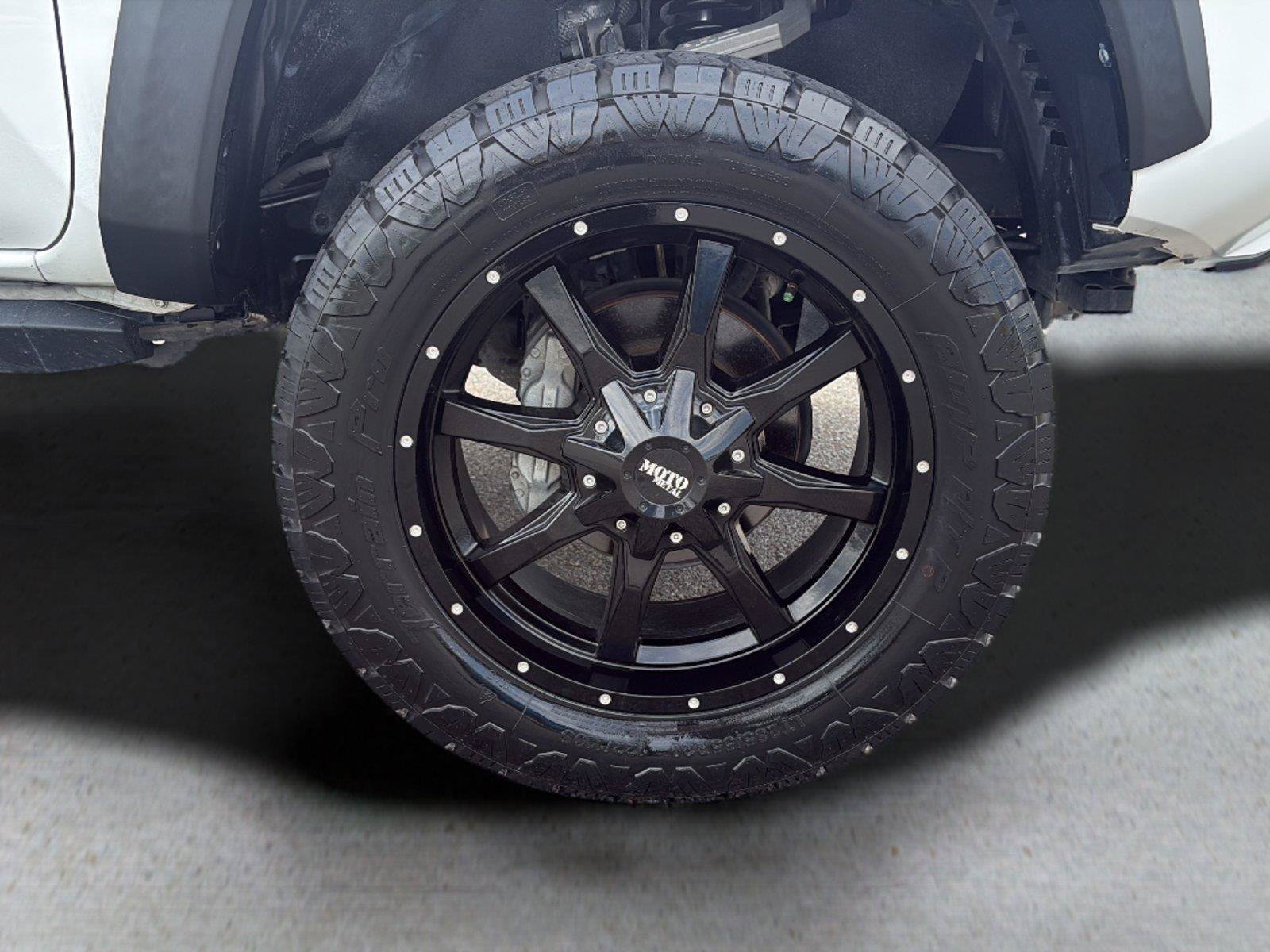 Used 2022 Toyota Tacoma TRD Off-Road AWD/4WD image 49