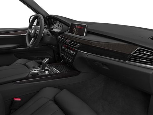 Used 2014 BMW X5 xDrive50i image 16