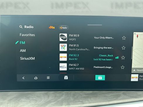 Used 2025 Kia Sorento SX image 19