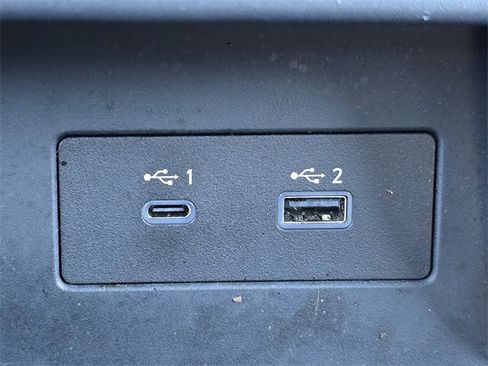 Used 2021 Nissan Titan PRO-4X w/ Pro-4x Utility Package image 30