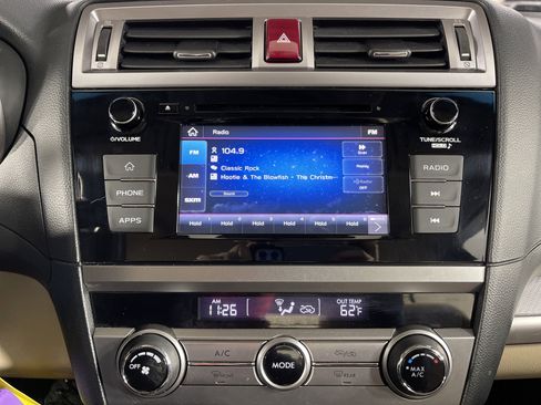 Used 2019 Subaru Outback 2.5i image 21