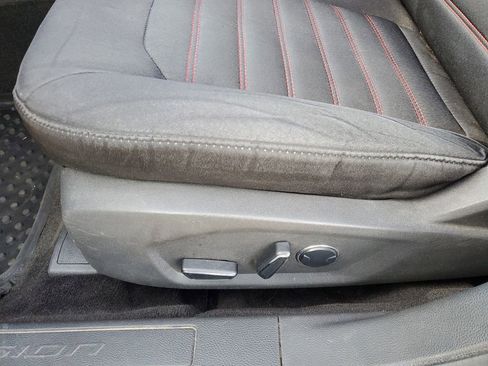 Used 2013 Ford Fusion SE image 9