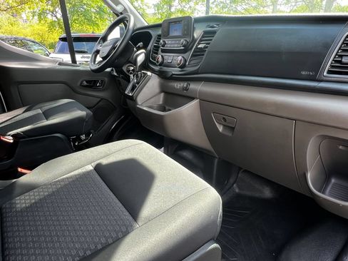Used 2025 Ford Transit 250 Low Roof w/ Exterior Upgrade Package RWD image 31