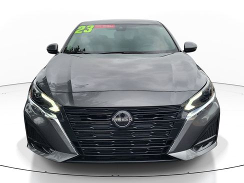 Certified 2023 Nissan Altima 2.5 SV AWD/4WD image 2