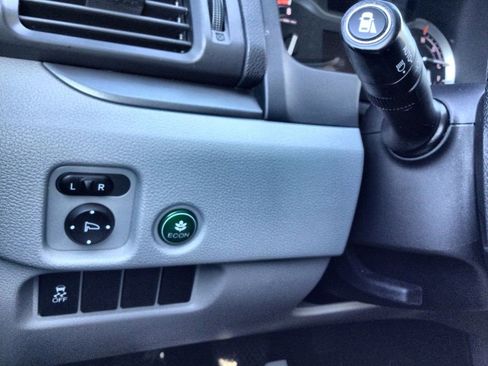 Used 2017 Honda Pilot EX-L image 18