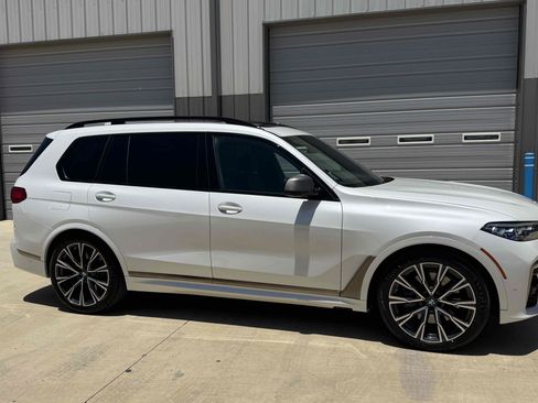 Used 2020 BMW X7 M50i w/ Executive Package AWD/4WD image 4