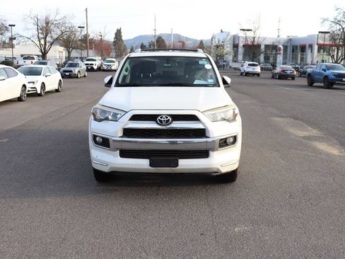 Used 2015 Toyota 4Runner Limited image 2