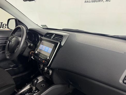 Used 2026 Mitsubishi Outlander Sport ES AWD/4WD image 29