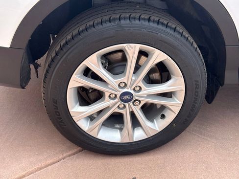 Certified 2019 Ford Escape SE FWD image 42