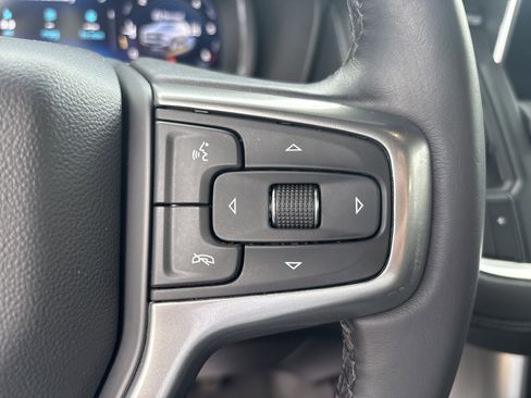 Used 2022 Chevrolet Suburban Z71 AWD/4WD image 30