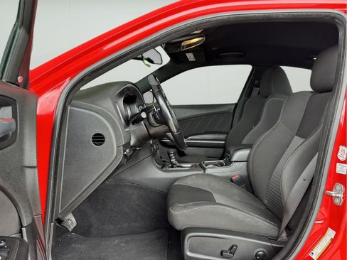 Used 2022 Dodge Charger GT RWD image 11