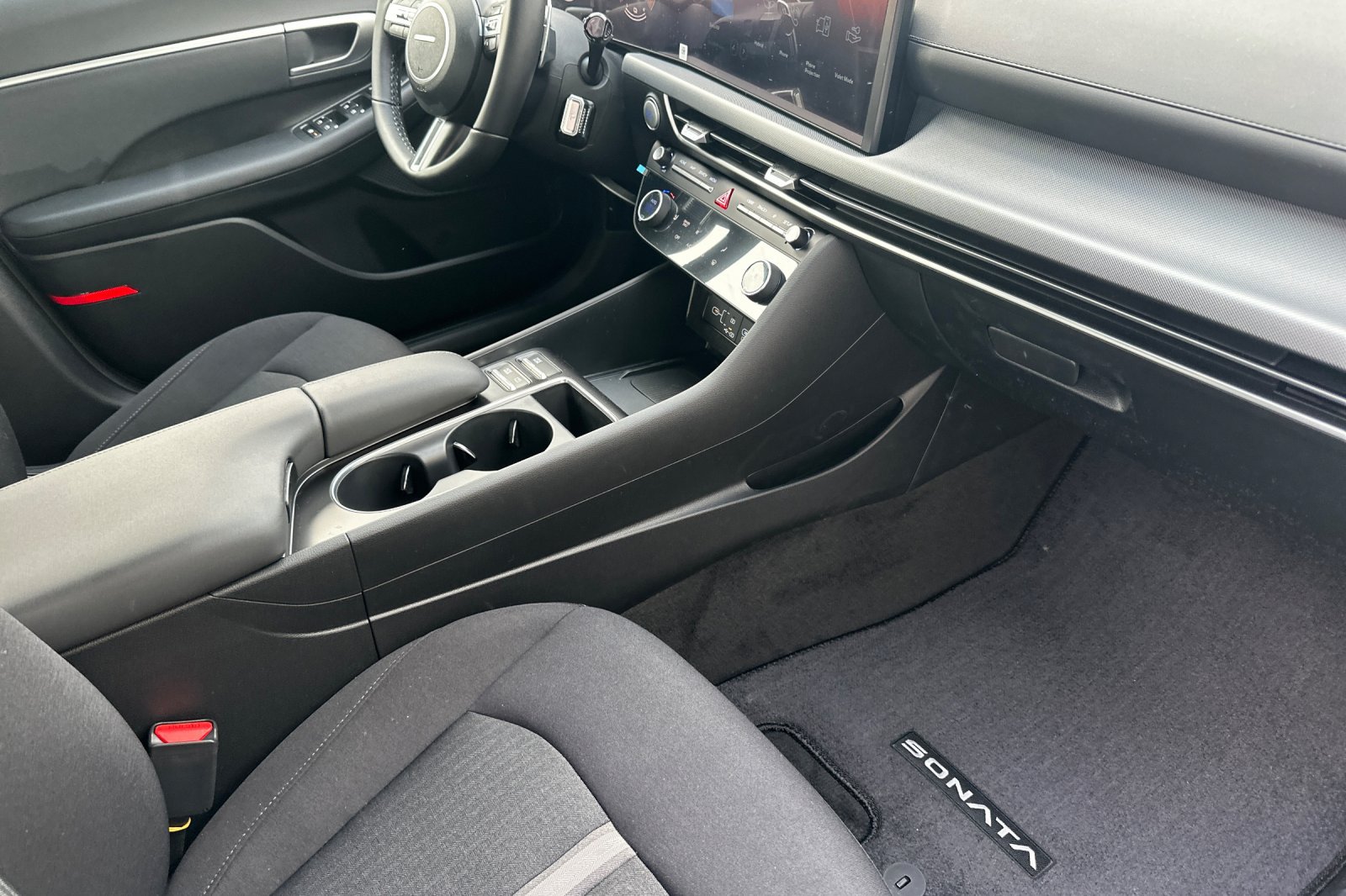 New 2026 Hyundai Sonata SEL FWD image 15