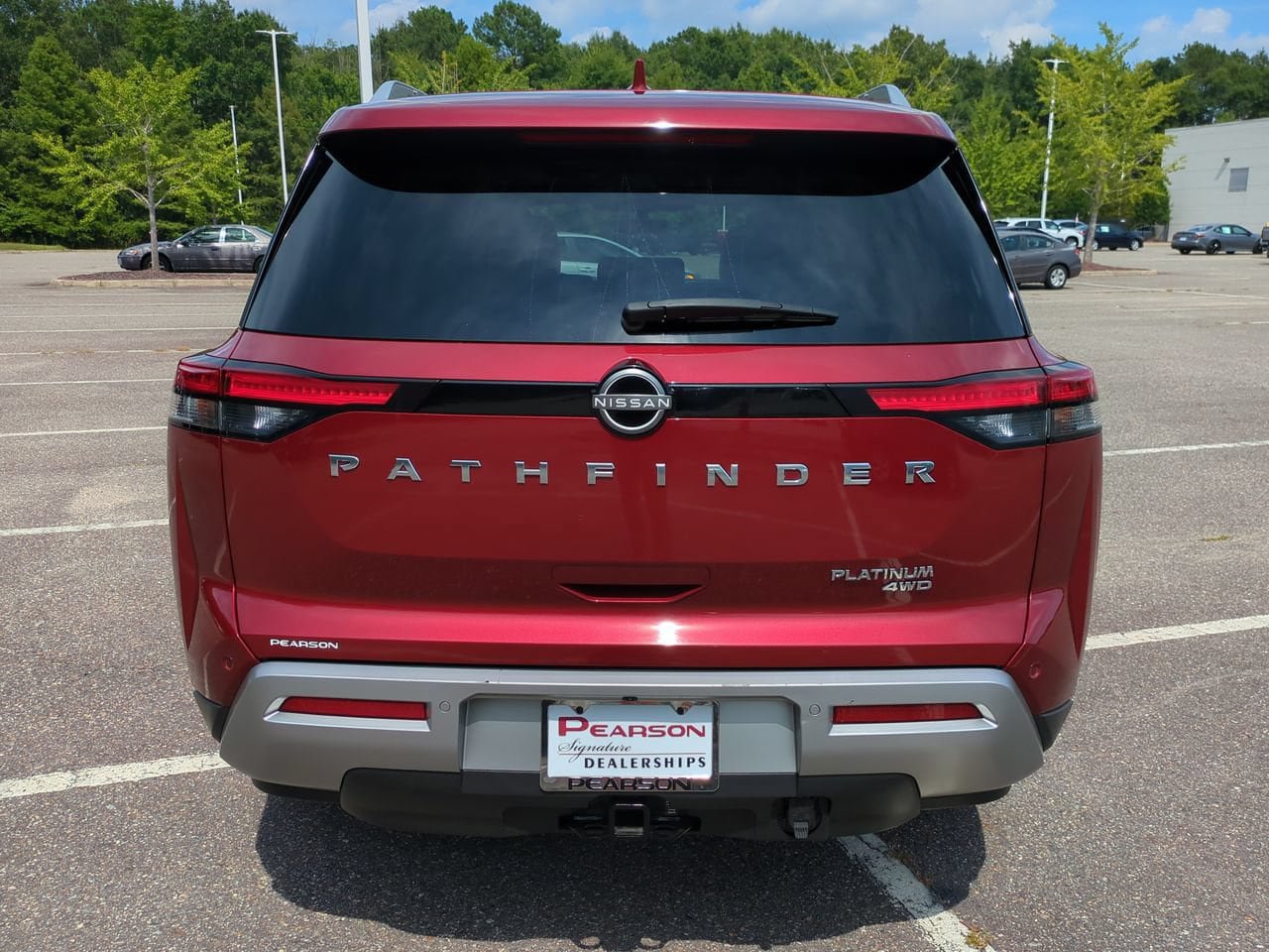 Used 2023 Nissan Pathfinder Platinum w/ Cargo Package AWD/4WD image 5