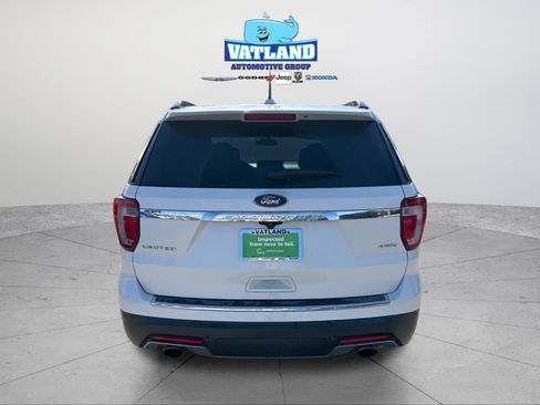 Used 2019 Ford Explorer Limited w/ Class III Trailer Tow Package image 4
