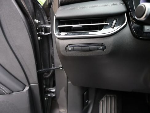 Used 2025 INFINITI QX60 Sensory w/ Cargo Package AWD/4WD image 38