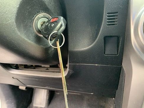 Used 2018 Toyota 4Runner SR5 Premium image 30