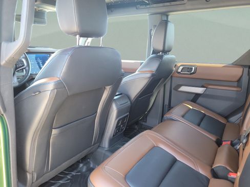Used 2023 Ford Bronco Outer Banks AWD/4WD image 5