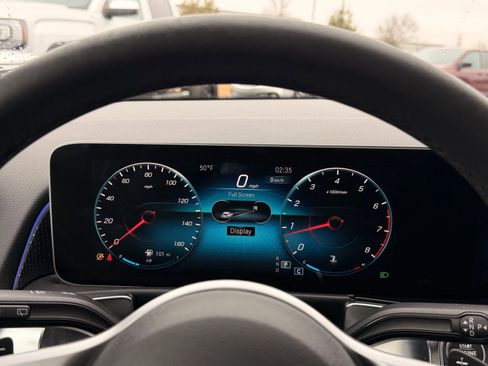 Used 2020 Mercedes-Benz GLB 250 GLB 250 image 27