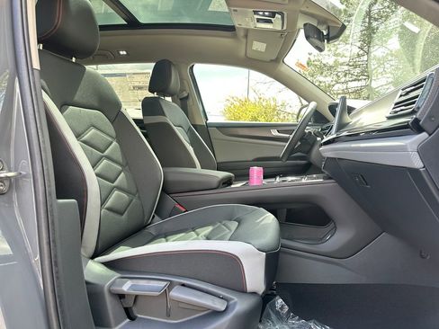New 2026 Volkswagen Atlas Peak Edition AWD/4WD image 14