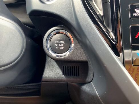 Used 2025 Subaru Forester Touring AWD/4WD image 33