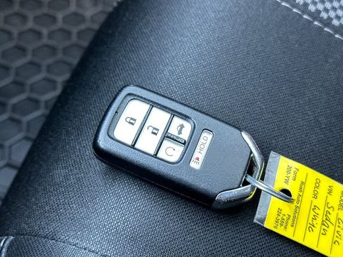 Used 2020 Honda Civic Sport image 27