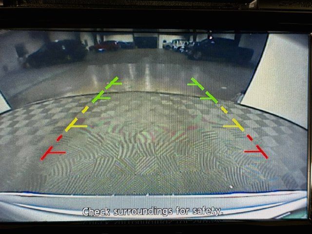 Used 2018 Nissan Murano SV FWD image 16