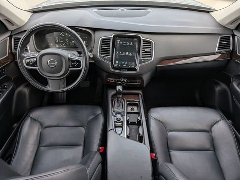 Used 2019 Volvo XC90 T5 Momentum w/ Protection Package Premier image 29