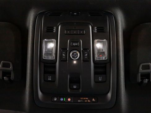 Used 2021 GMC Yukon Denali w/ Denali Premium Package image 26