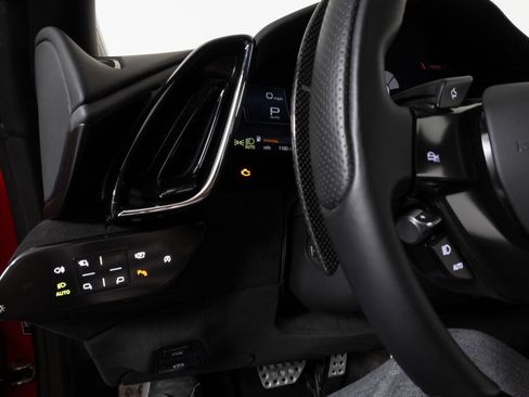 Certified 2021 Ferrari Roma image 33