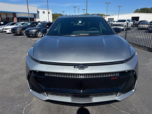 New 2025 Chevrolet Equinox EV RS image 3